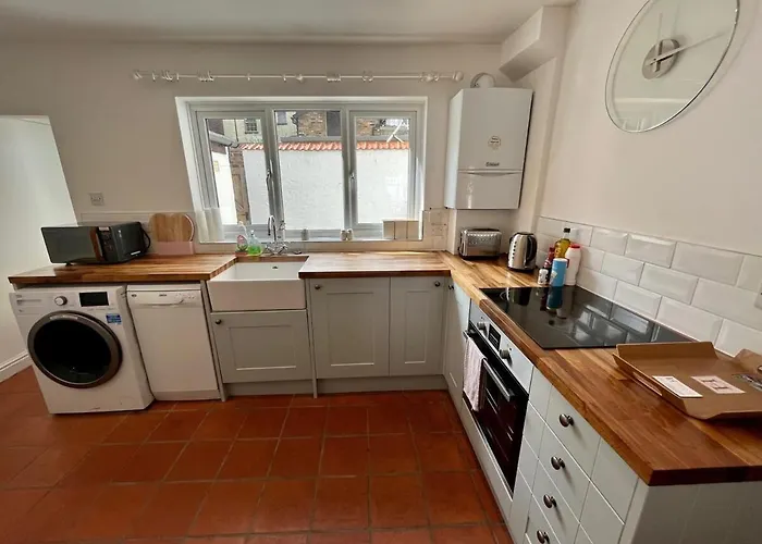 Quaint 2 Bed Cottage In The Heart Of Cambridge