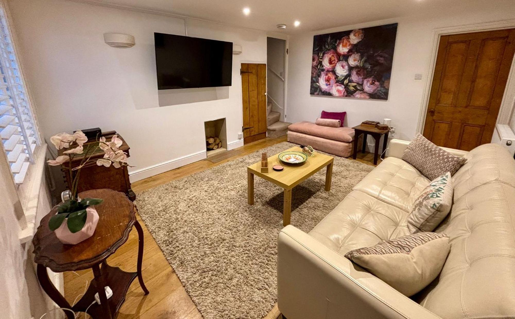 Quaint 2 Bed In The Heart Of Cambridge (Cambridgeshire)